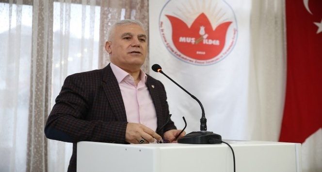 Bozbey Muşlular ile “Gönül Sofrası”nda buluştu