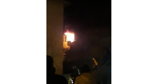 İnegöl'de korkutan yangın: 1 yaralı