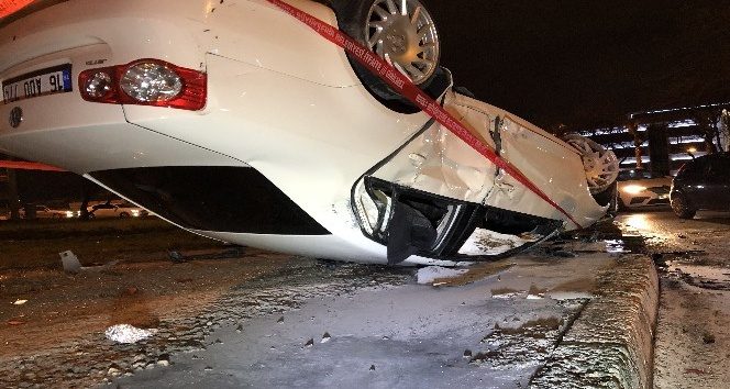 Takla atan araç diğer araca çarparak durabildi: 4 yaralı