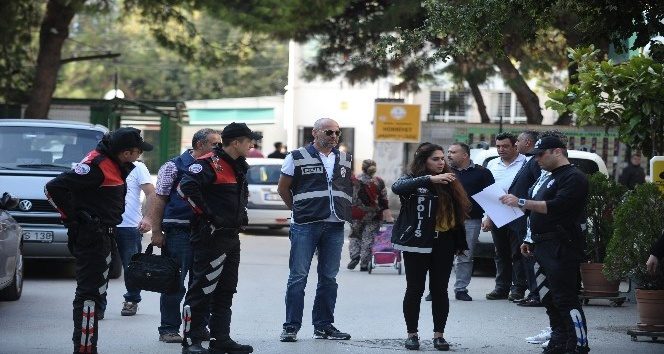 Okul önlerinde 18 bin kişi sorgulandı