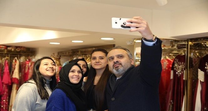 Başkan-esnaf tek yürek