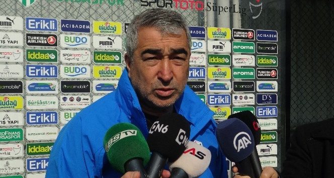 Samet Aybaba: "Bizim gibi takımlar küçük depremlerden sarsılmamalı"