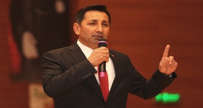 Bozbey: "20 yıl algı belediyeciliği olur mu?"