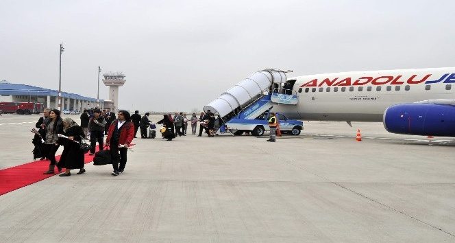 Bursa-Gaziantep karşılıklı direkt uçuş seferleri 13 Mart'ta başlıyor