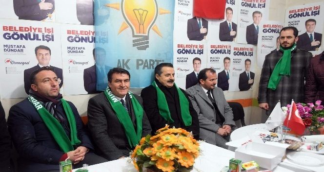 Dündar'dan miting gibi seçim bürosu açılışı