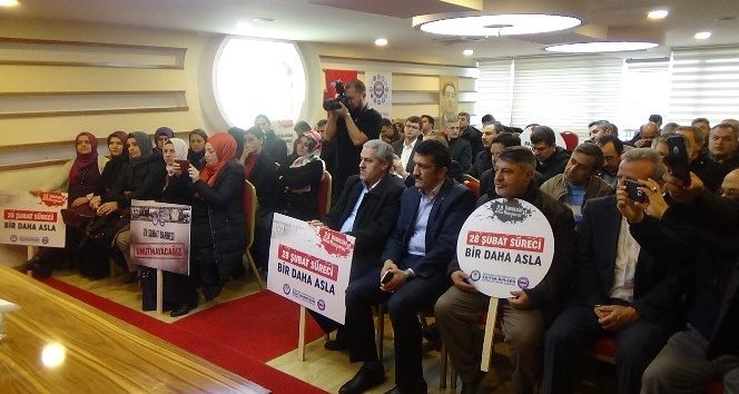 Eğitim-Bir-Sen'den 28 Şubat açıklaması: