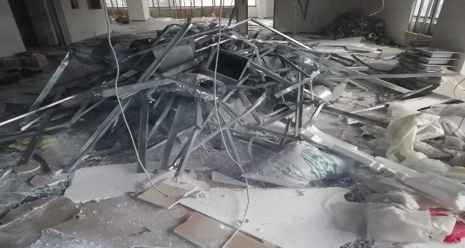 Tower Plaza'da yıkım süreci başladı