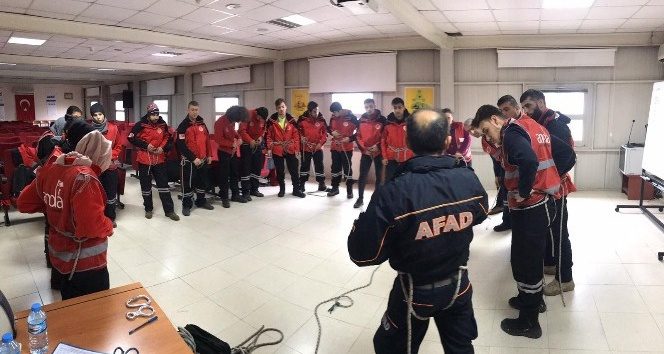 Bursa AFAD'dan ANDA'ya arama kurtarma eğitimi