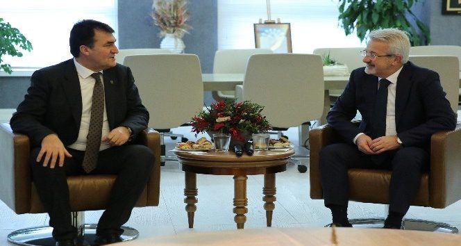 Dündar'dan Erdem'e iade-i ziyaret