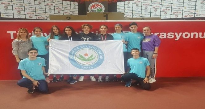 Nilüferli atletler zirvede