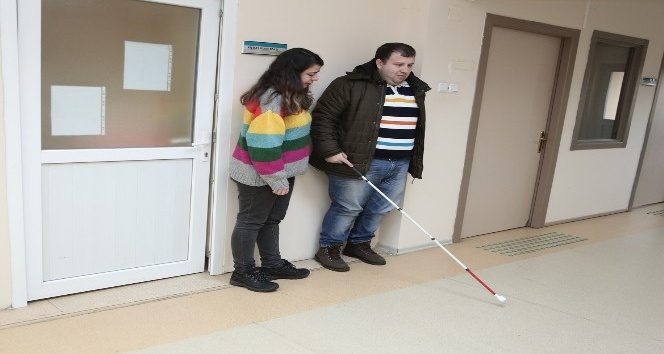 (Özel) Nilüfer Belediyesinden engellilere ücretsiz kitap servisi