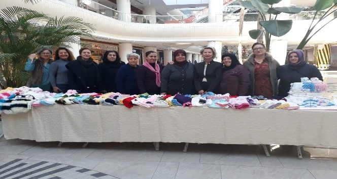 Kadınlar evde ürettikleriyle aile bütçelerine destek olmak istiyor