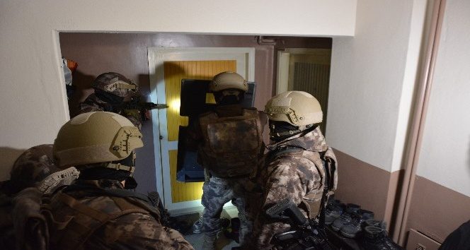 Bursa'da şafak vakti dev uyuşturucu operasyonu...