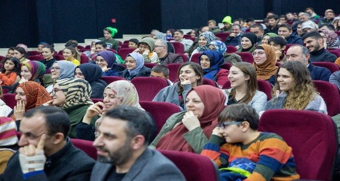 “Yok Yere Temâşâ” turneye çıktı