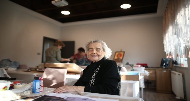 (ÖZEL) 90 yaşında kursa yazıldı, öğretmen oldu