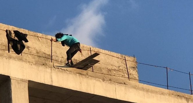 Bursa'da intihara kalkışan bir kişi polis tarafından kurtarıldı